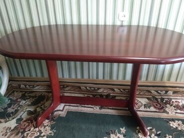 ���������������� ������������ �� �� в Кыргызстан | КОМПЛЕКТЫ СТОЛОВ И СТУЛЬЕВ: Продаю стол в идеальном состоянии Длина 150×85см 6 стульев