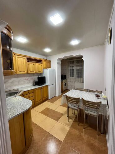 Köhnə tikili: Bakı, 3 otaqlı, Köhnə tikili, m. İnşaatçılar, 80 kv. m — 9