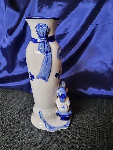 Ostali kućni dekor: Vaza holandski delft,rucno oslikana pa glazirana iz 70ih.g. Vaza je — 8