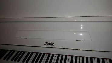 Pianolar: Pianino Cexiya stehsalı olan, Zəmanətli Ağ rəngli. Cadırılma və — 2