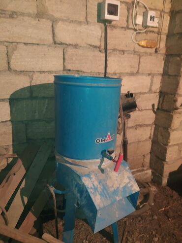 морозильная камера для мороженого бу: OMAX elektrikli yem doğrayan/ərzaq üyüdən aparat - Marka: OMAX -