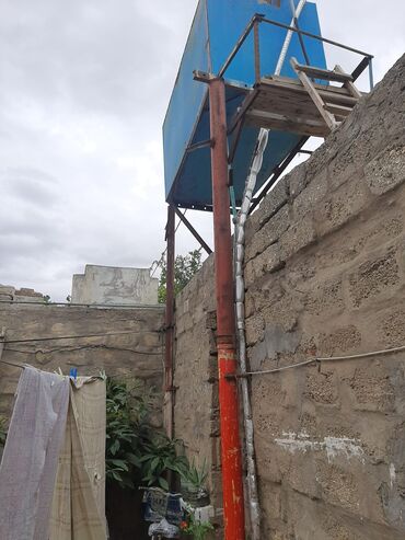 Həyət evləri və villaların satışı: 250kv 2 mertebe yuxarda 4 otaq asagida 4 otaq evin uzunluğu -da lalafo.az — 5 Həyət evləri və villaların satışı: 250kv 2 mertebe yuxarda 4 otaq asagida 4 otaq evin uzunluğu — 5