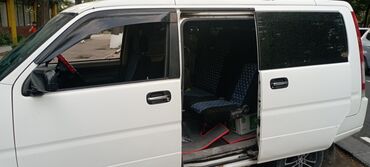 Honda: Honda Stepwgn: 2000 г., 2 л, Автомат, Бензин, Минивэн
