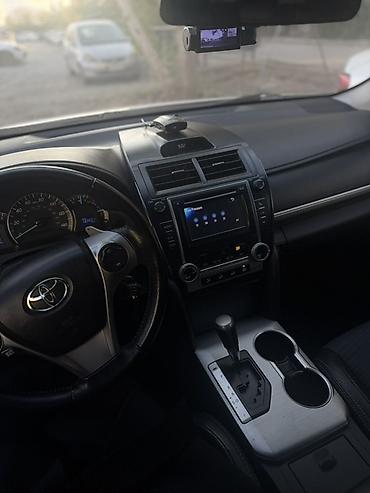lixiang l6: Toyota Camry: 2012 г., Автомат, Бензин, Седан — 2