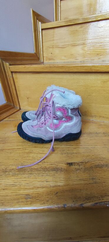 anatomske cipele za decu: Geox čizmice za devojčice,veoma tople i nepromočive,u dobrom stanju