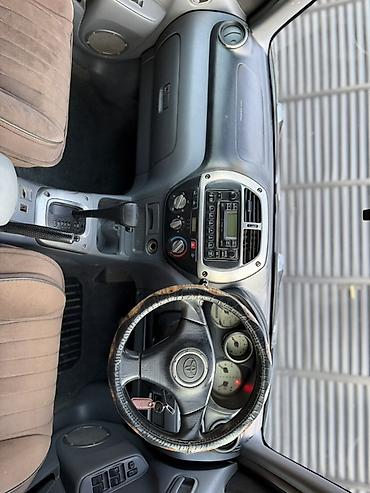 Продажа авто: Toyota RAV4: 2002 г., 2 л, Автомат, Бензин, Кроссовер — 8