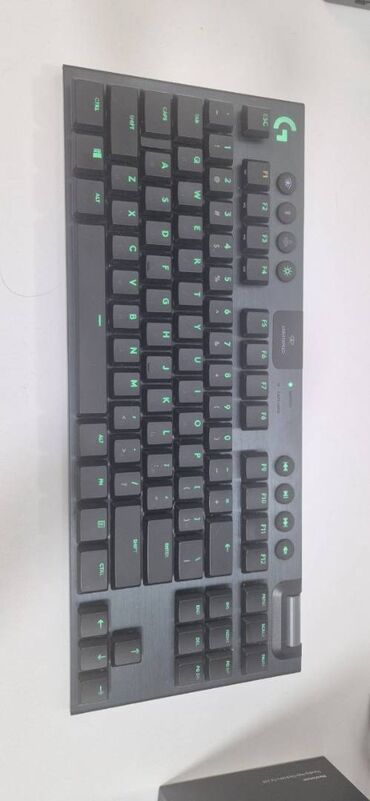 наклейка для клавиатуры: Клавиатура, Logitech, Механическая, Bluetooth, Проводное подключение, Размер: 80%