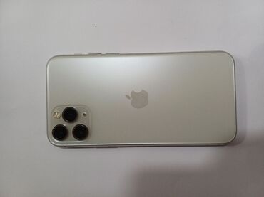 дисплей xs max: IPhone 11 Pro, Серебристый