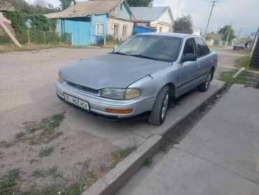 хундай соната 2002: Toyota Camry: 1997 г., 2 л, Механика, Бензин, Седан