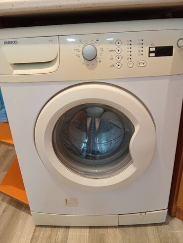 Paltaryuyan maşınlar: Paltaryuyan maşın Beko, 6 kq, İşlənmiş, Avtomat, Qurutmasız, Kredit yoxdur, Ünvandan götürmə