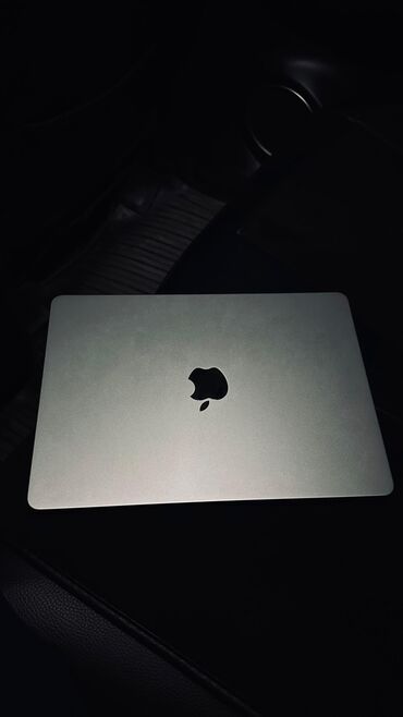 купить компьютер apple бу: Ноутбук, Apple, 8 ГБ ОЗУ, Apple M2, 13.5 ", Б/у, Для несложных задач