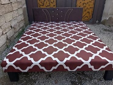 Mebellərin yığılması: Təzə çarpayılar 1 nəfərlik çarpayılar 60manat. 2 nəfərlik taxt — 3