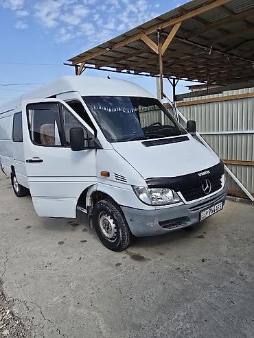 капот sprinter: Mercedes-Benz Спринтер: 1996 г., Фургон — 1