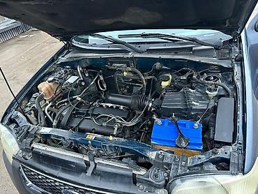 мавит: Ford Maverick: 2002 г., Механика, Бензин — 6
