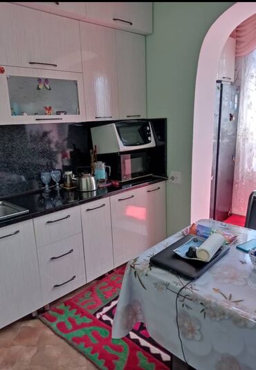 квартиры 106 серии: 1 комната, 42 м², 106 серия, 6 этаж