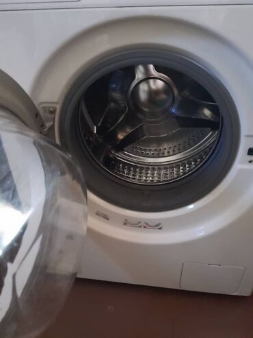 продаю автомат стиральная машина: Стиральная машина Samsung, Б/у, Автомат, До 6 кг