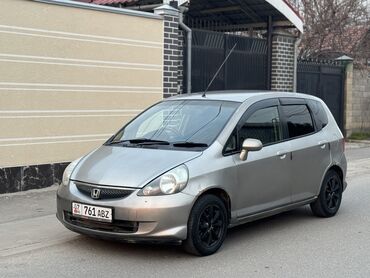 Honda: Honda Fit: 2004 г., 1.3 л, Вариатор, Бензин, Хэтчбэк