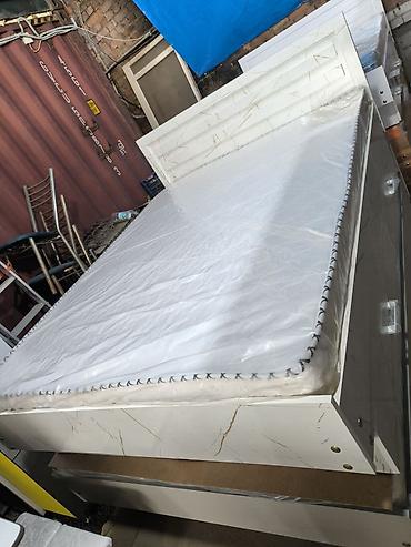 Двуспальные кровати: Двуспальная кровать, Новый, С матрасом, длина - 200 см — 17