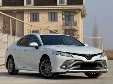 Toyota: Toyota Camry: 2018 г., 2.5 л, Автомат, Бензин, Седан