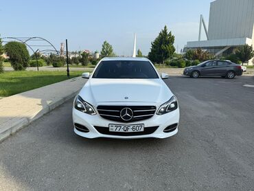 mercedes benz dizel: Mercedes-Benz E 220: 2.2 l | 2014 il Sedan