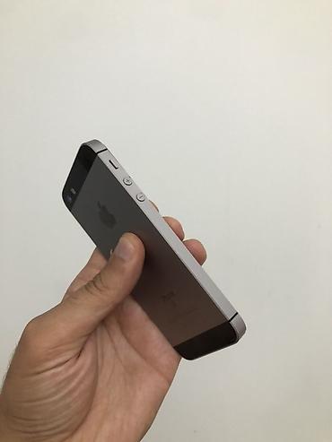 iphone islenmis telefonlar: IPhone SE, 32 GB, Space Gray, Barmaq izi — 8