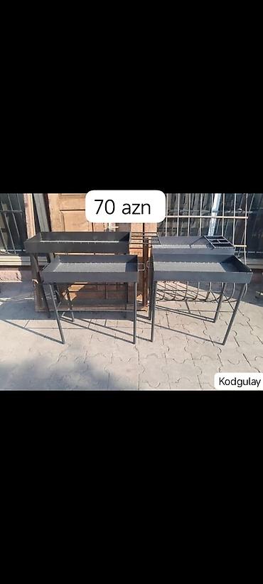 manqal setka: Metall manqal – ayaqlı, qara rəngdə. Xüsusiyyətlər: - Möhkəm metal — 1