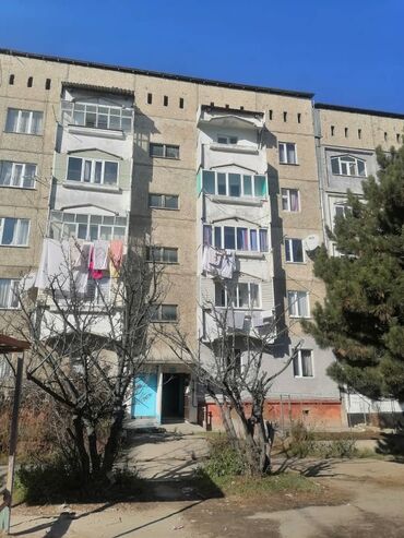 продаю квартиру гостиничного типа бишкек: 2 комнаты, 54 м², 3 этаж