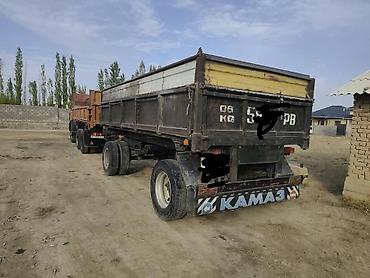 КАМАЗ самосвал с прицепом-самосвалом - Комплектация: тягач КАМАЗ с