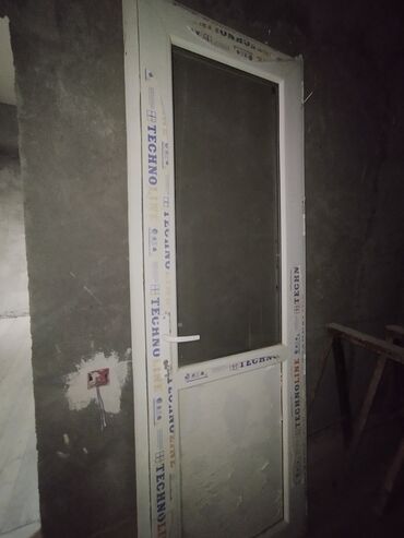 tek yatag: İşlənmiş Plastik qapı Zamok ilə, Ödənişli quraşdırma, Ödənişli çatdırılma