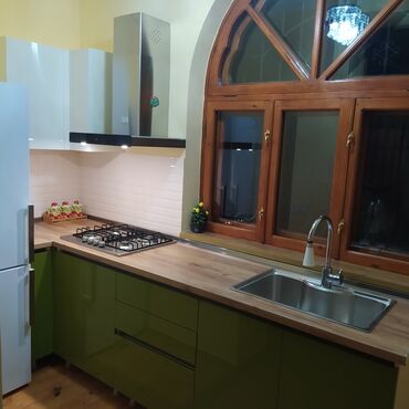 Köhnə tikili: Bakı, 6 otaqlı, Köhnə tikili, m. Azadlıq Prospekti, 250 kv. m — 4