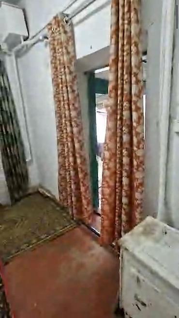 Продажа коттеджей и домов: 🏡 Срочно продаётся Полдома 📍 Бишкек, район Аламединского рынка 2 — 5