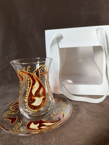 Çay dəstləri və servizlər: Çay dəsti, rəng - Qırmızı, Şüşə