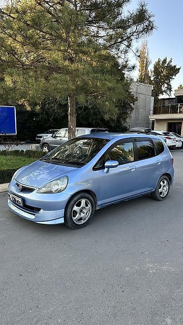 Honda Fit: 2003 г., 1.3 л, Автомат, Бензин, Хэтчбэк