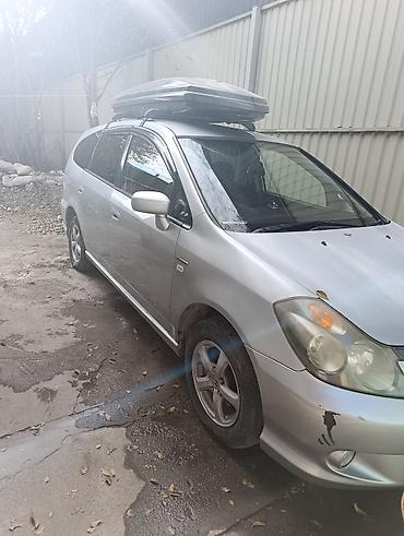 outback xt: Honda Stream: 2003 г., 1.7 л, Автомат, Бензин, Минивэн — 4