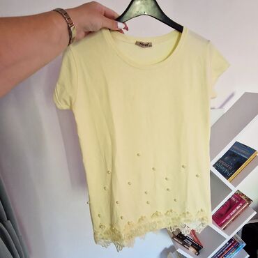 čipkane majice: M (EU 38), L (EU 40), color - Yellow