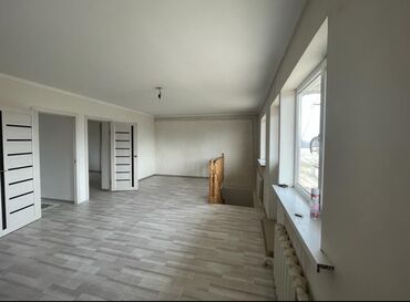 Продажа комнат: Продается просторный двух этажный дом. Район Дордой Тендик 5.5 сотых — 1