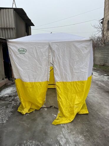 зимняя палатка: Продаю палатку! Лёгкая и универсальная, компактно складывается