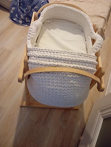 kafe mebeli: Beşik tipli bebek sepeti və taxta dayaqlıq - Material: qalın toxunma — 5