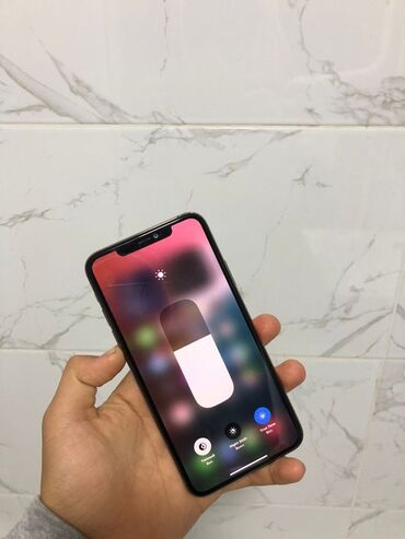 Apple iPhone: IPhone 11 Pro, 256 ГБ, Золотой, Чехол, 72 % — 7