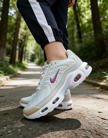 obuca bata nis: Nike air max tn patike NOVO NOVO Brojevi 36 do 41 fb Moja Kupovina — 1