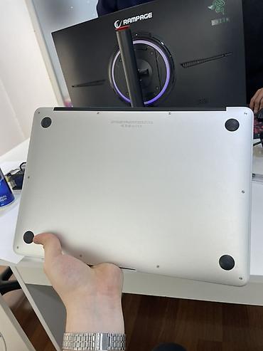 macbook air m4: Salam,heçbir problemi yoxdur,tecili oldugu üçün ucuz qoymusam — 4