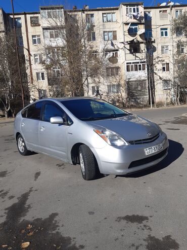 Toyota: Toyota Prius: 0.5 l | 2008 il Hetçbek