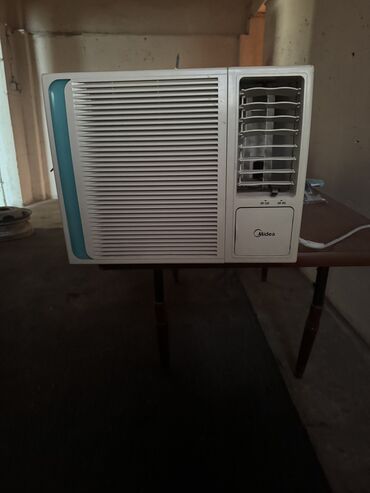 бу кондиционер купить: Kondisioner Midea, İşlənmiş, 30-35 kv. m, Kredit yoxdur, Ödənişli quraşdırma