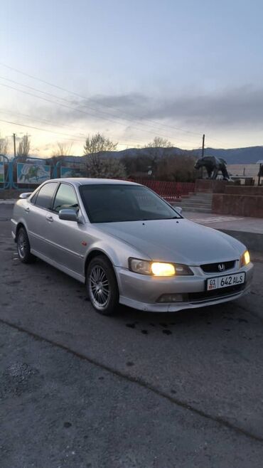 одиссей машина цена: Honda Accord: 2002 г., 2 л, Автомат, Газ, Седан