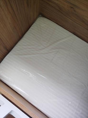 Beşiklər: Oğlan və qız üçün, Yeni, Dördbucaq, Beşik, Dəstsiz, Matras ilə, Yellənmə mexanizmi ilə — 2