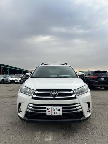 свежепригнанный: Toyota Highlander: 2019 г., 3.5 л, Типтроник, Бензин