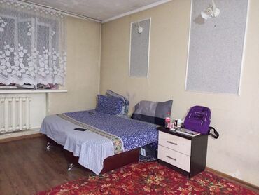 1 комнатные квартиры в бишкеке: 1 комната, 30 м², Хрущевка, 1 этаж, Старый ремонт, Центральное отопление