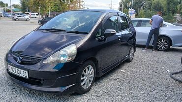 Honda: Honda Fit: 2004 г., 1.3 л, Вариатор, Бензин, Седан