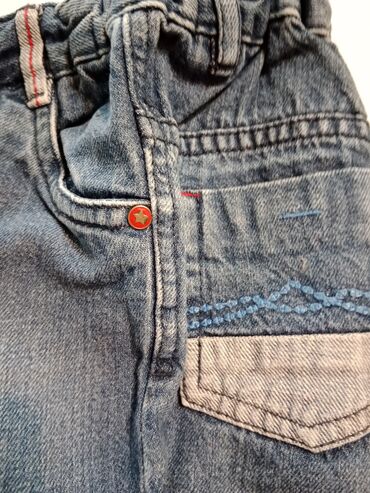 Pantalone: Baby club C&A farmerke za dečake 
Veličina 92 
Cena 500 din — 8