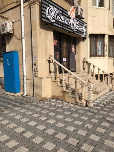 Digər kommersiya daşınmaz əmlakı: Nizami metrosunun yaxınlığında 1-ci mərtəbəsində yerləşən təmirli — 17